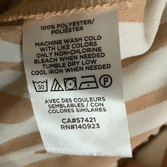 LOFT-Vertical stripes, wide leg pants. Size L - Picture 6 of 6